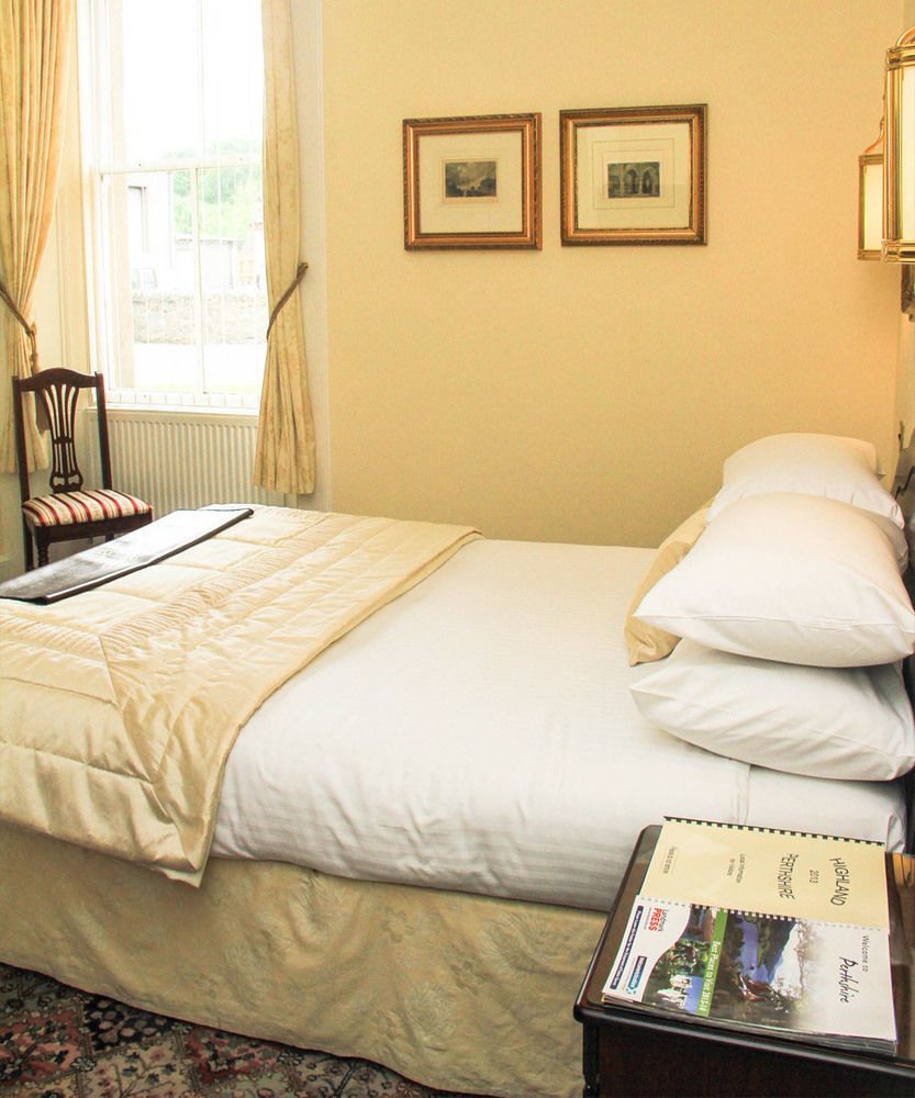 Atholl Villa Guest House Pitlochry Bagian luar foto
